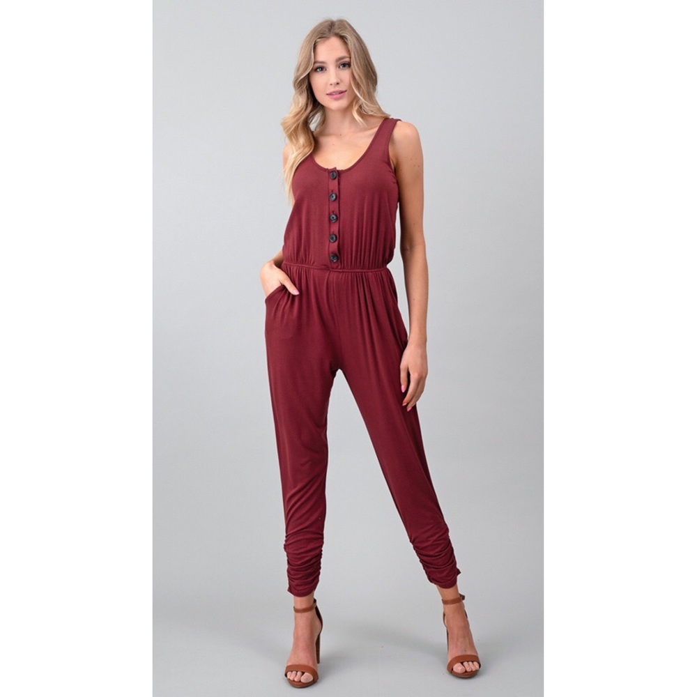 🎀SALE🎀 Button Front Ruched Ankle Jumpsuit 🆕 - Picture 2 of 6